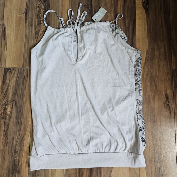 Maurices Spaghetti Strap floral Tank Top Cream size small - Picture 3 of 4